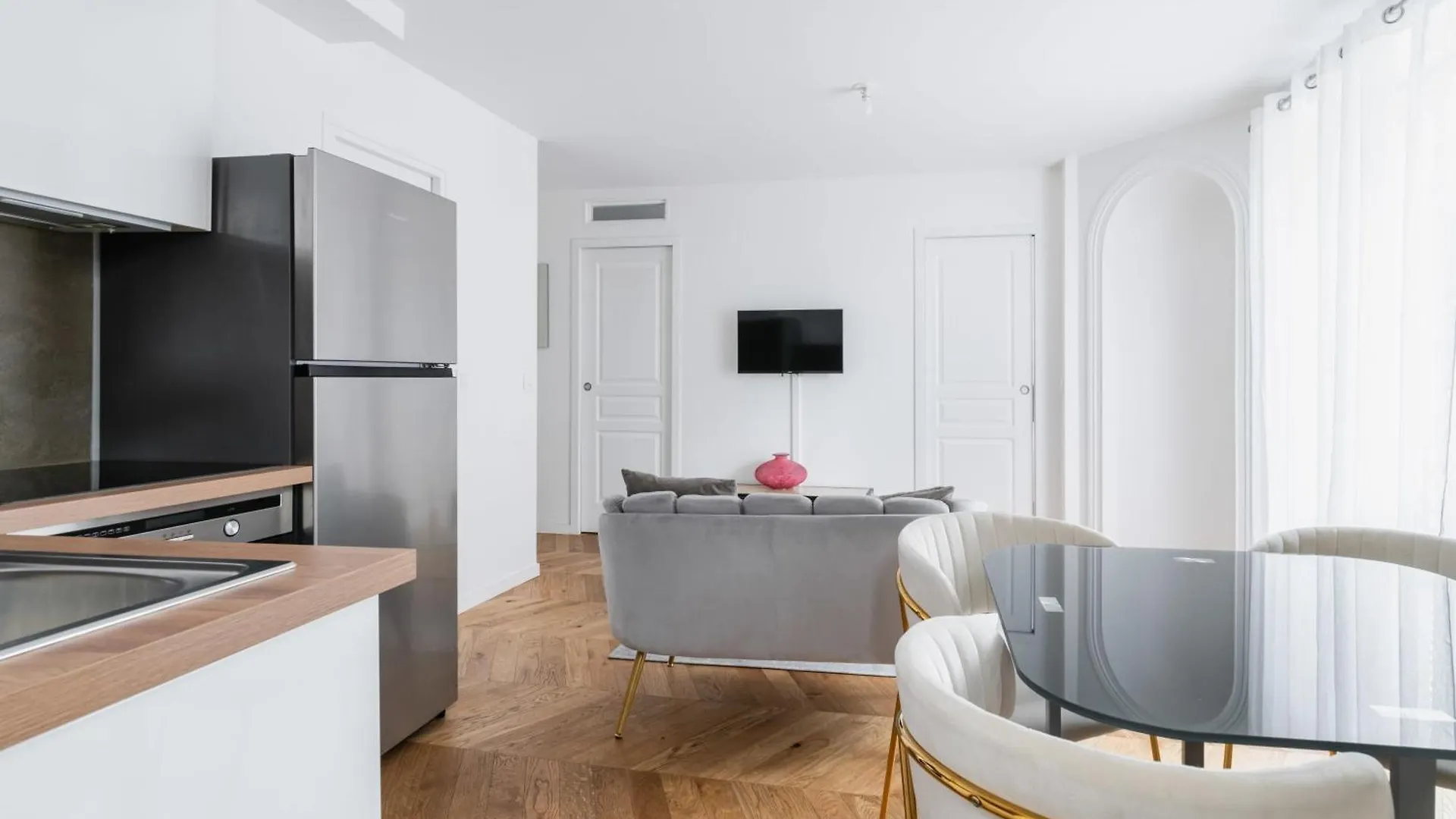 3 Pieces 55M2 Proche Metro - Paris 15 - 4P - Flat-Guest Apartment France