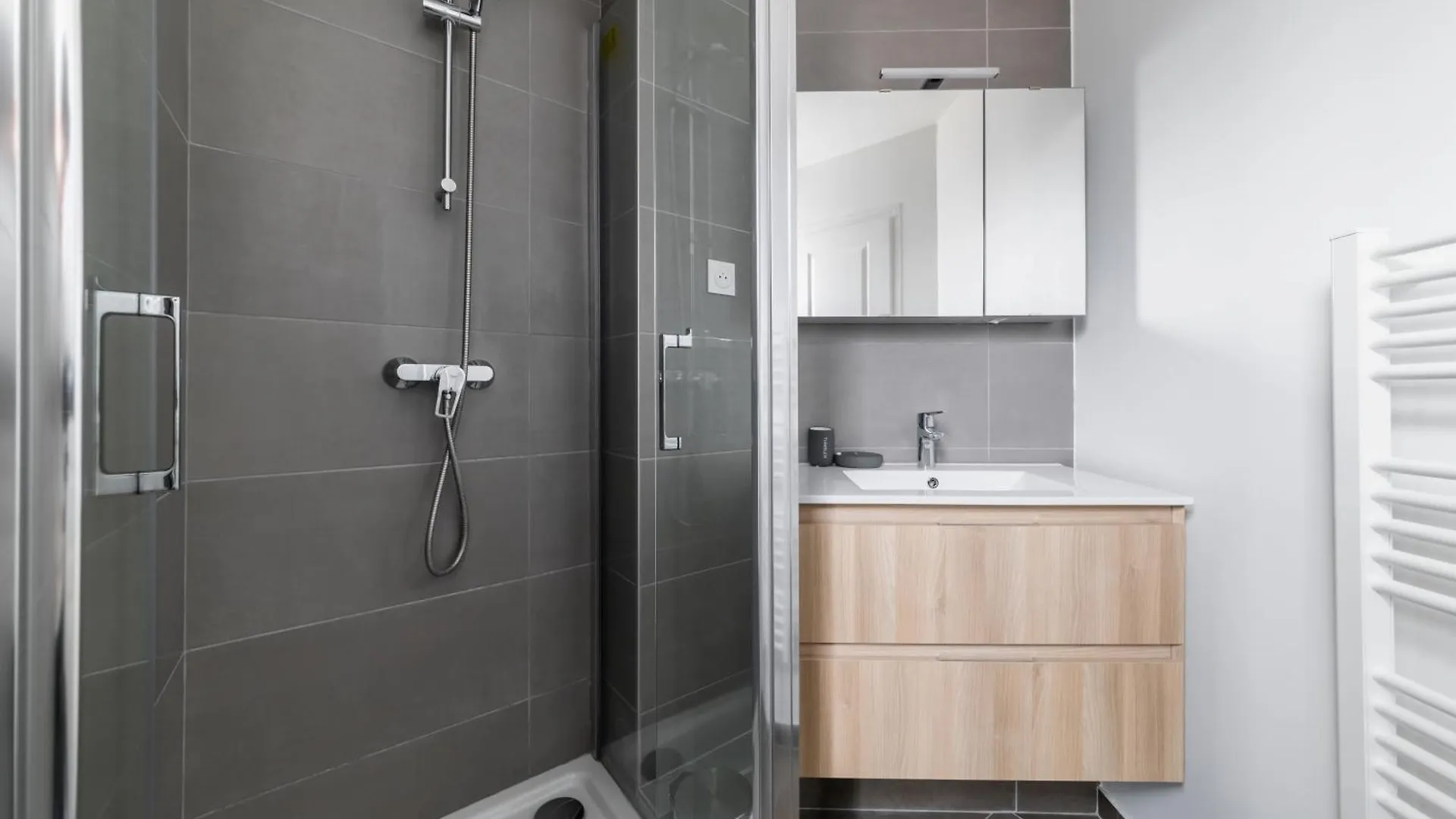 3 Pieces 55M2 Proche Metro - Paris 15 - 4P - Flat-Guest Apartment